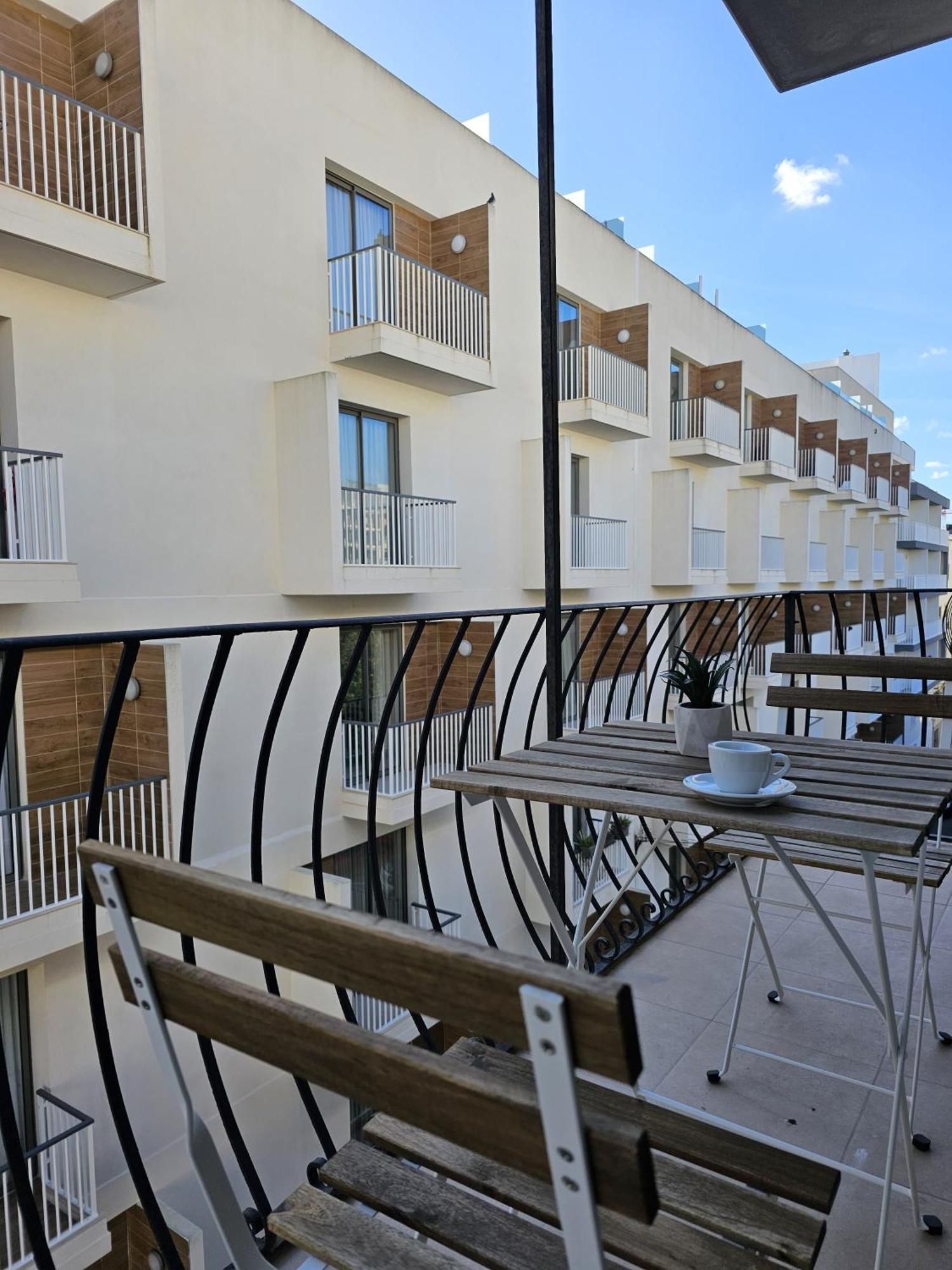 Korzo Suites Sliema III Экстерьер фото